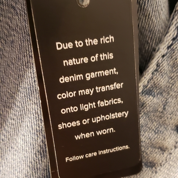 NWT Torrid Crop Denim Jacket Size 3 - Picture 9 of 10